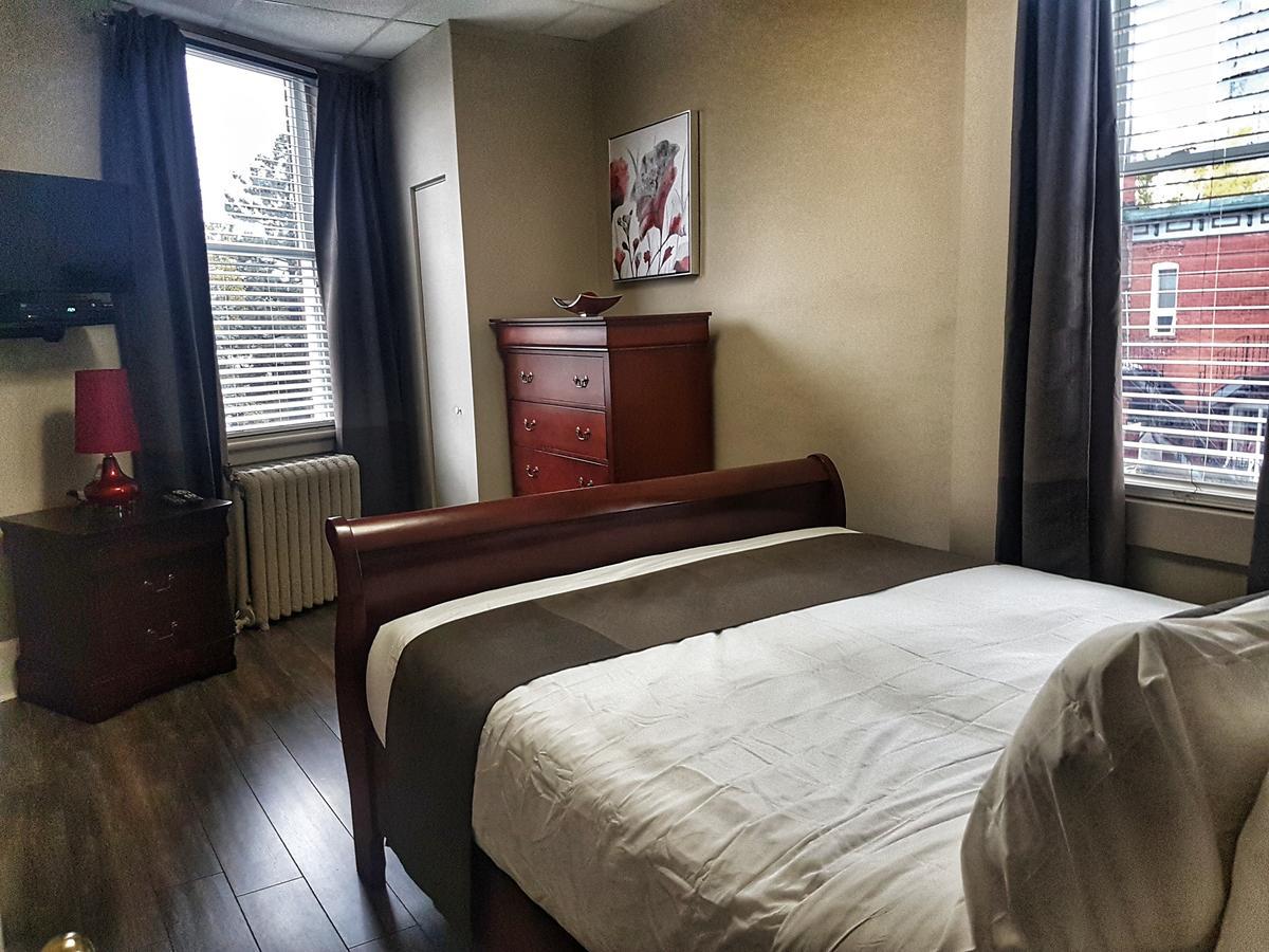 Cozy 2-Bedroom Apartment #25 By Amazing Property Rentals Гатіно Екстер'єр фото